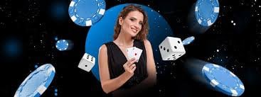 Antarmuka platform fantasi toto menampilkan berbagai kategori permainan slot, live dealer, dan sportsbook